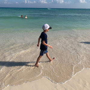 Meet your Posher, Erica & neil